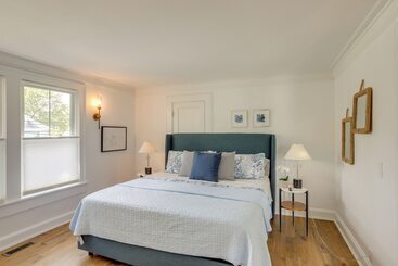 بيت ريفى Port Clinton Home W/ Lake View Walk To Beach!