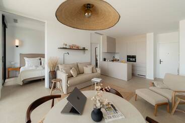 Pure Sea  Apartments
