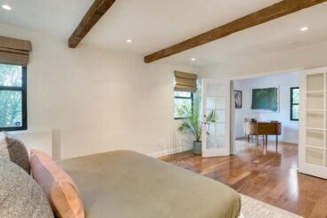 Silver Screen By Avantstay Luxe Backyard Escape