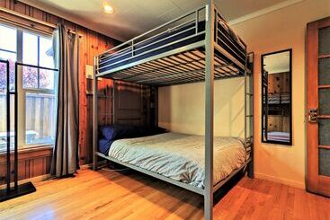 Bunk & Brew Historic Lucas House  Hostel