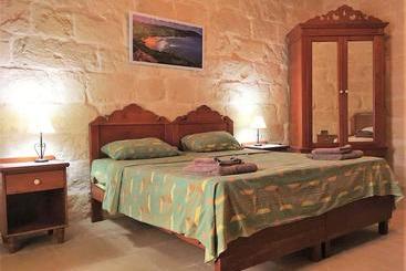 Gozo B&b