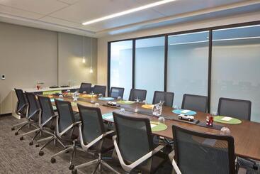 ホテル Aloft Seattle Redmond