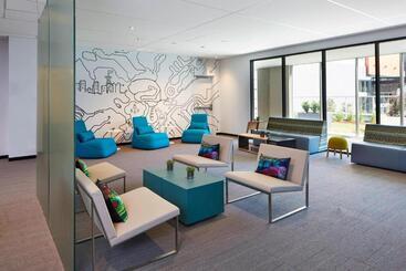 ホテル Aloft Seattle Redmond