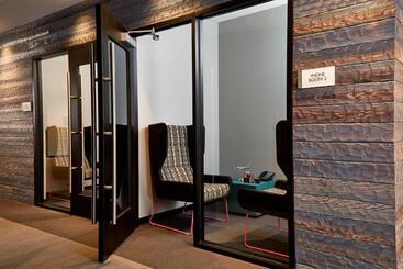 ホテル Aloft Seattle Redmond