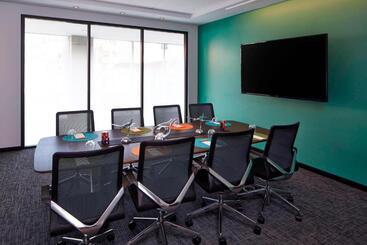 ホテル Aloft Seattle Redmond