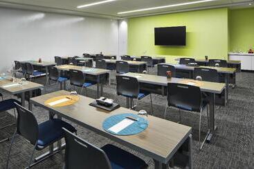 ホテル Aloft Seattle Redmond