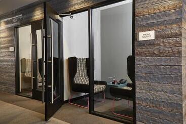 ホテル Aloft Seattle Redmond