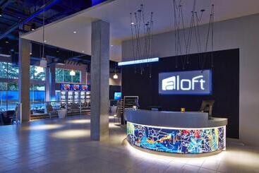 ホテル Aloft Seattle Redmond