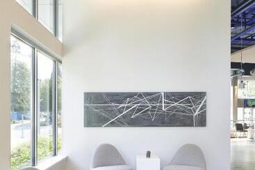 ホテル Aloft Seattle Redmond