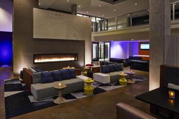 ホテル Aloft Seattle Redmond