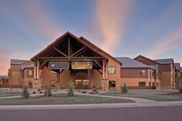 هتل Club Wyndham Glacier Canyon