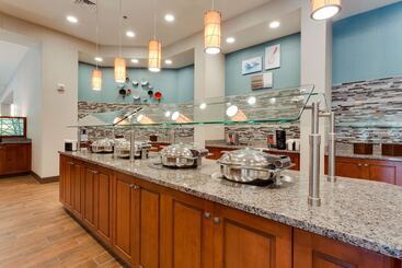 هتل Drury Inn & Suites Fort Myers Airport Fgcu