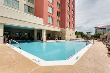 هتل Drury Inn & Suites Fort Myers Airport Fgcu