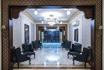هتل Grand Uniara
