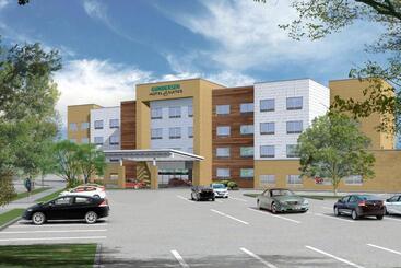 Gundersen Hotel & Suites