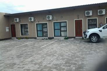 هتل Rundu