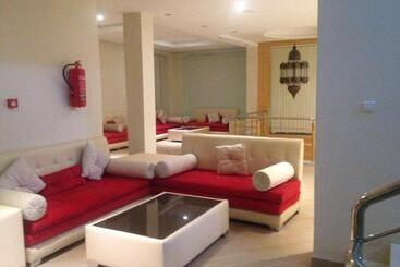 هتل Sun Beach Med