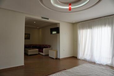 هتل Sun Beach Med