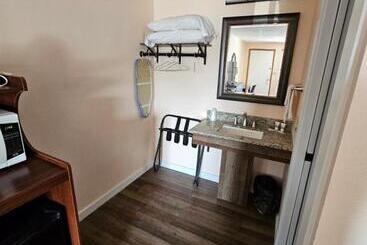 Oak Mar Motel