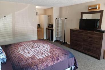 Oakland Motel