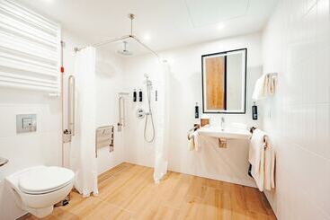 هتل Hilton Garden Inn Radom