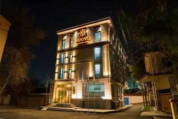 هتل Nuovo Boutique