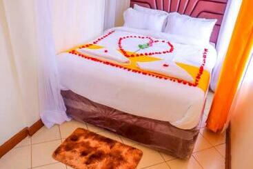 هتل The Machakos Courtyard Inn