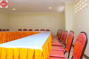 هتل The Machakos Courtyard Inn