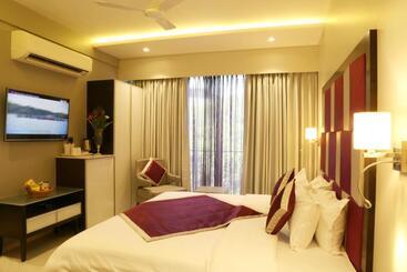 هتل The Flora Grand, Vasco, Goa