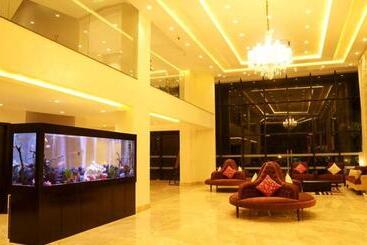 هتل The Flora Grand, Vasco, Goa