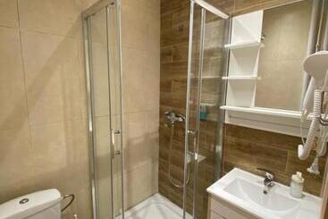 Motel Stari Hrast