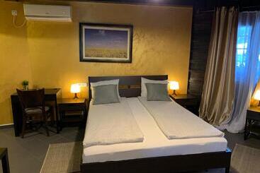 Motel Stari Hrast