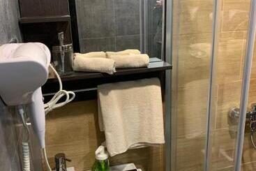 Motel Stari Hrast
