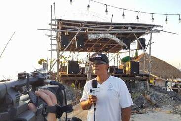 استراحتگاه Birdland Beach Club