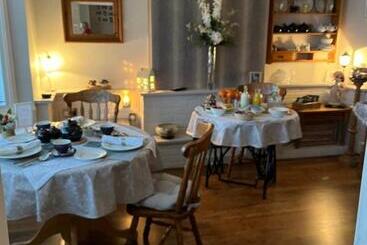 Southend Airport Bed & Breakfast