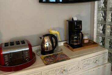 Southend Airport Bed & Breakfast