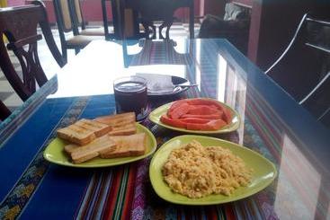 هتل Hostal Las Terrazas