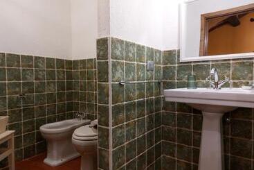 هتل La Rimbecca Greve In Chianti Country Apartments & Rooms