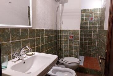 هتل La Rimbecca Greve In Chianti Country Apartments & Rooms