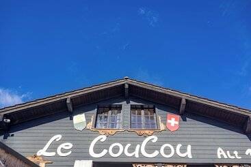 Le Coucou Hotel Restaurant & Lounge Bar