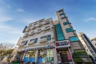 Motel Boryeong  Raemian