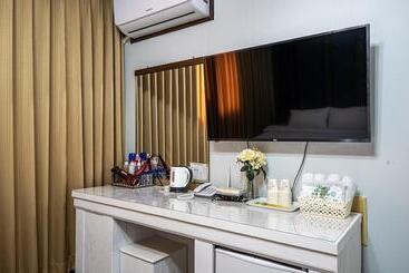 Motel Boryeong  Raemian