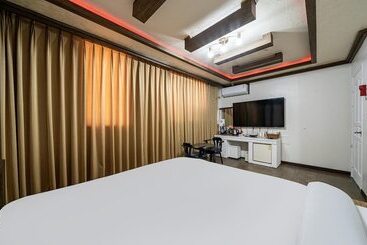Motel Boryeong  Raemian