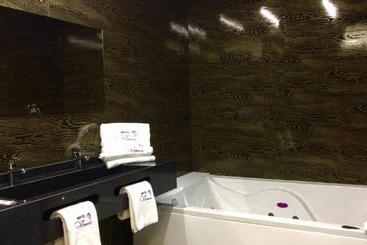 Motel Venus Madrid Norte
