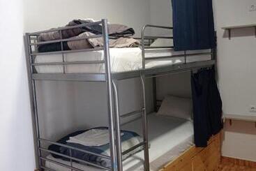 Orange3 Hostel