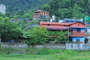 هاستل Goodday Backpackers