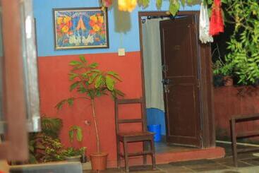 هاستل Goodday Backpackers