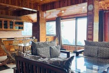 تختخواب و صبحانه Hill Side Cottage