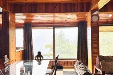 تختخواب و صبحانه Hill Side Cottage