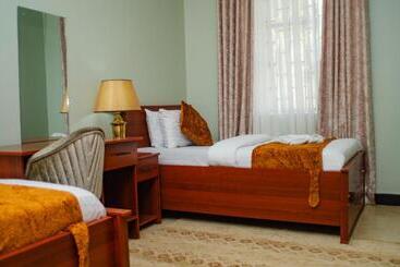 تختخواب و صبحانه Jadea Residence